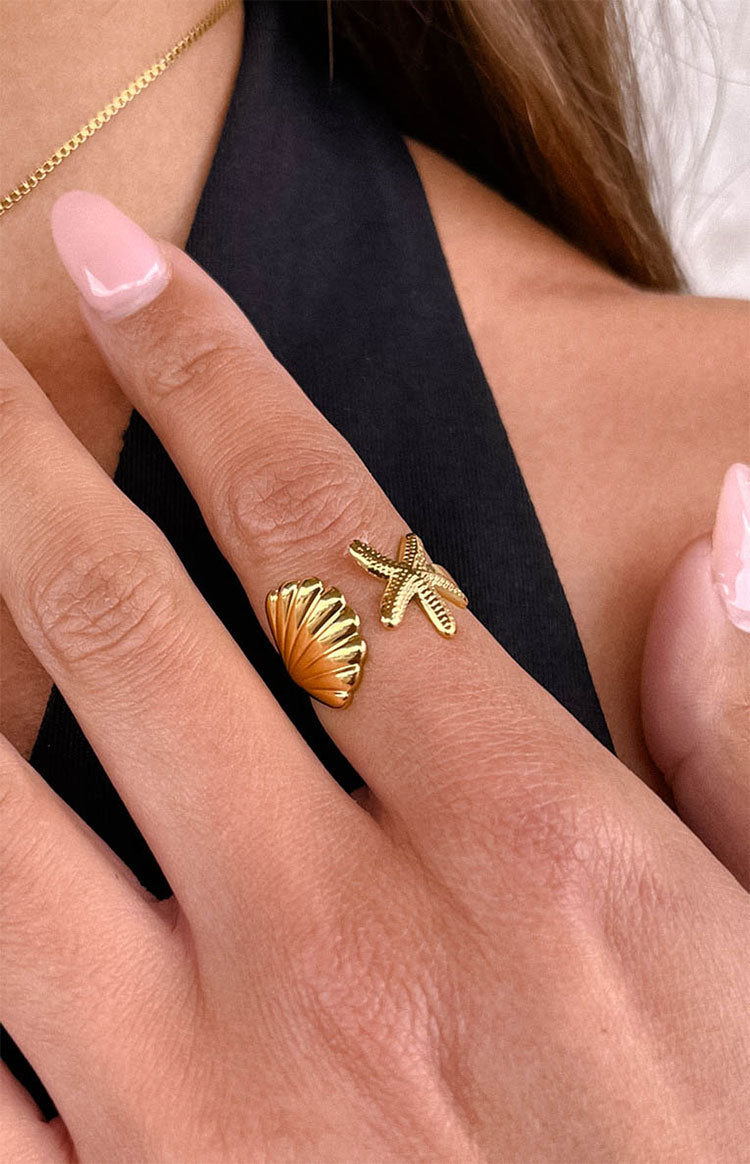 Aquaria Gold Seashell Ring