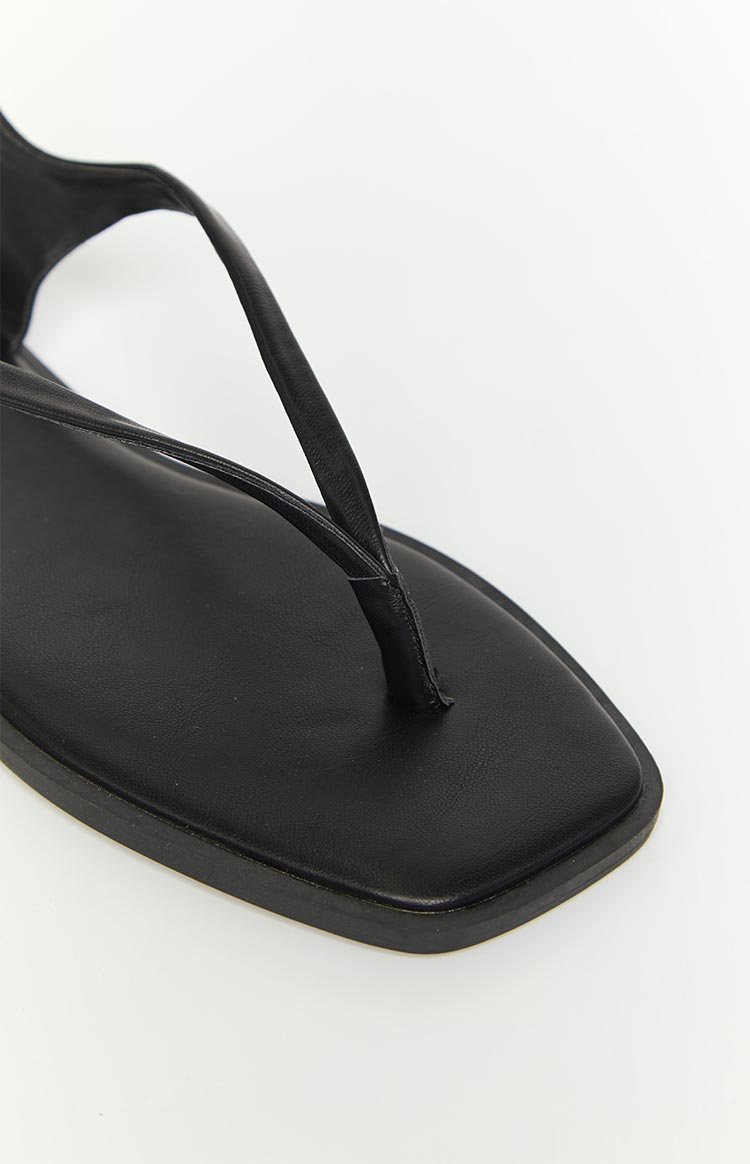 Billini Yaelle Black Sandals