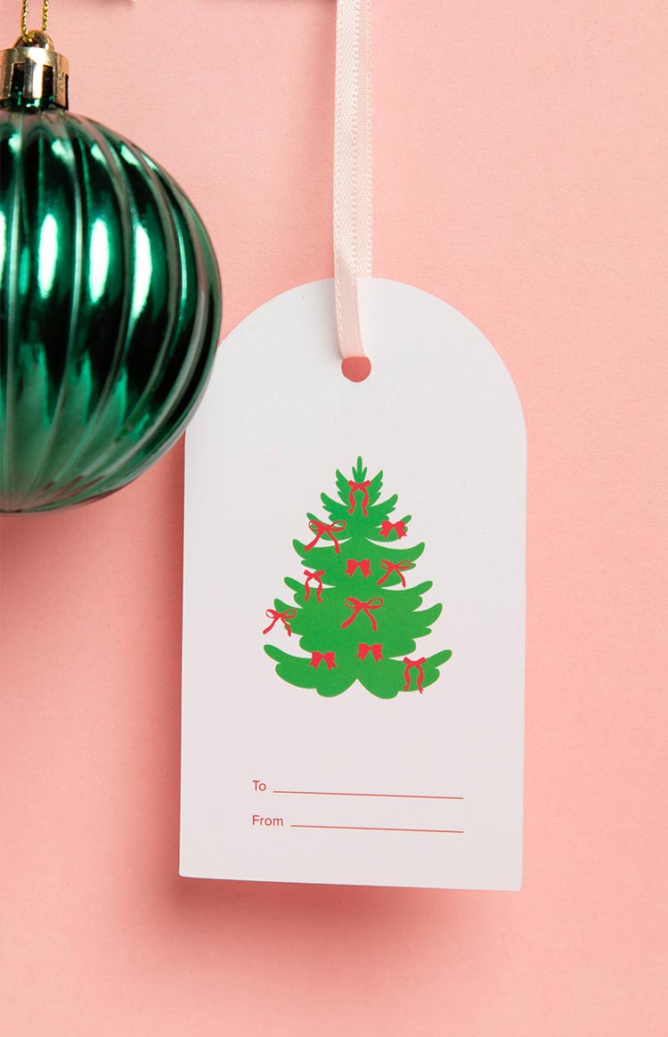 Christmas Tags 16 Pack